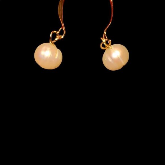Pearl Earrings - Picture 6 of 12